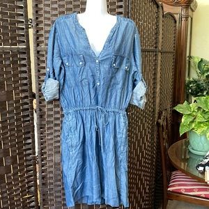 Gap denim blue midi dress with cuffed quarter sleeves size Small